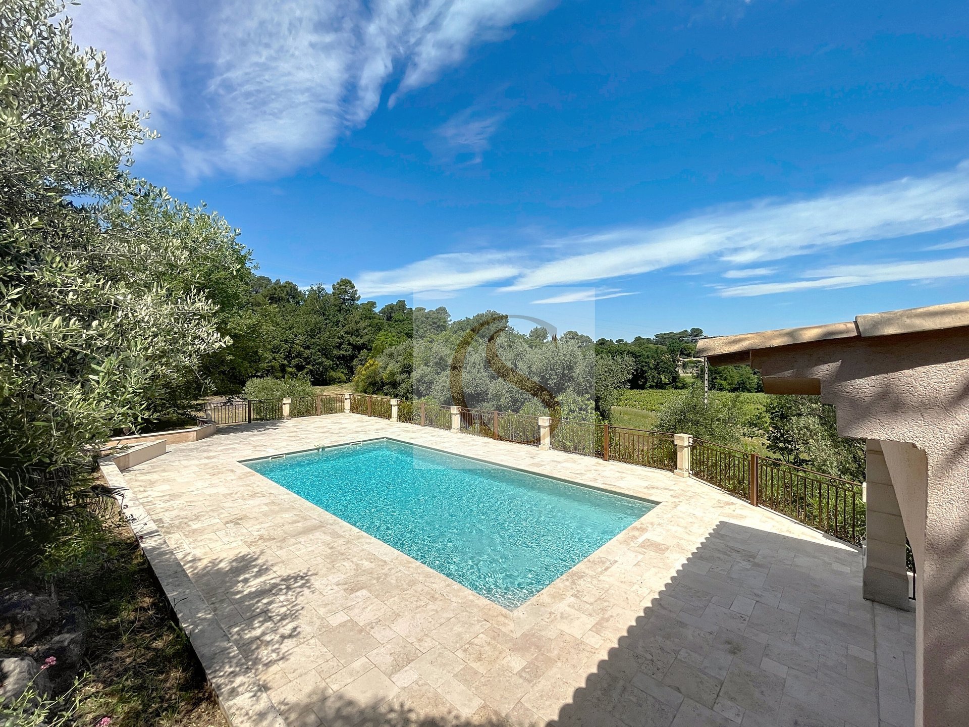 Maison à vendre, 289m², Le Thoronet