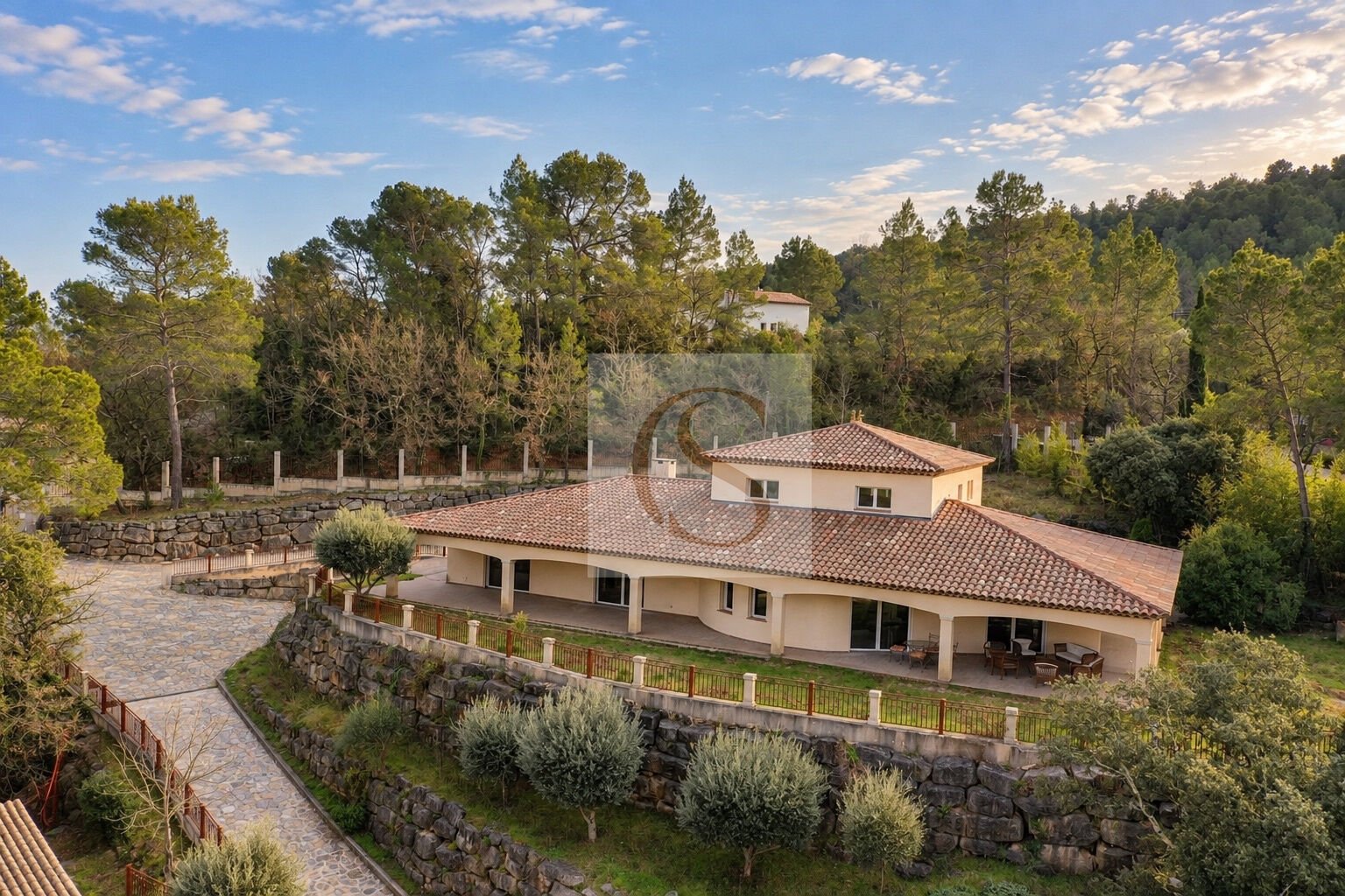 Maison à vendre, 289m², Le Thoronet