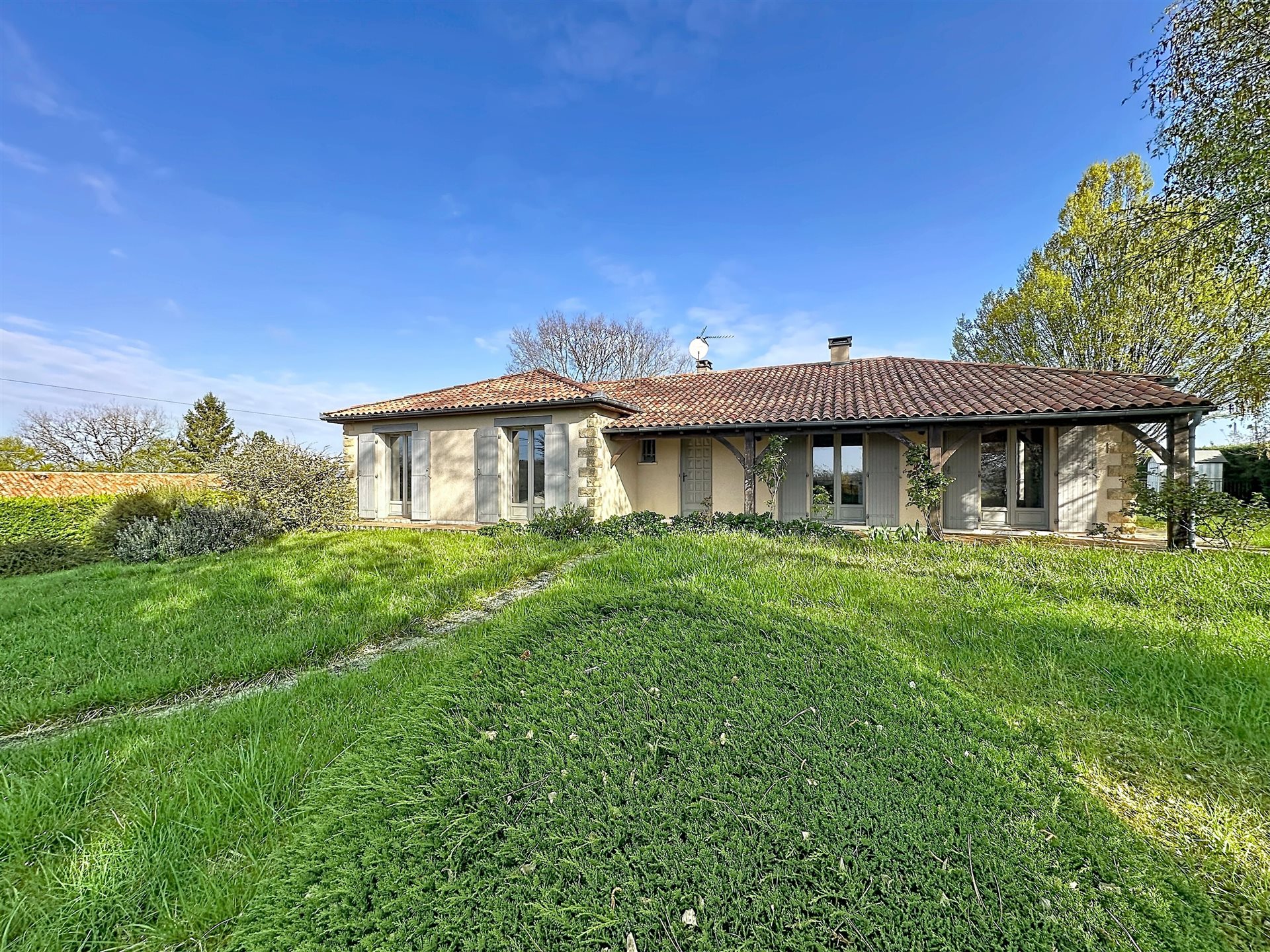 Maison à vendre, 129m², Champagnac-de-Belair