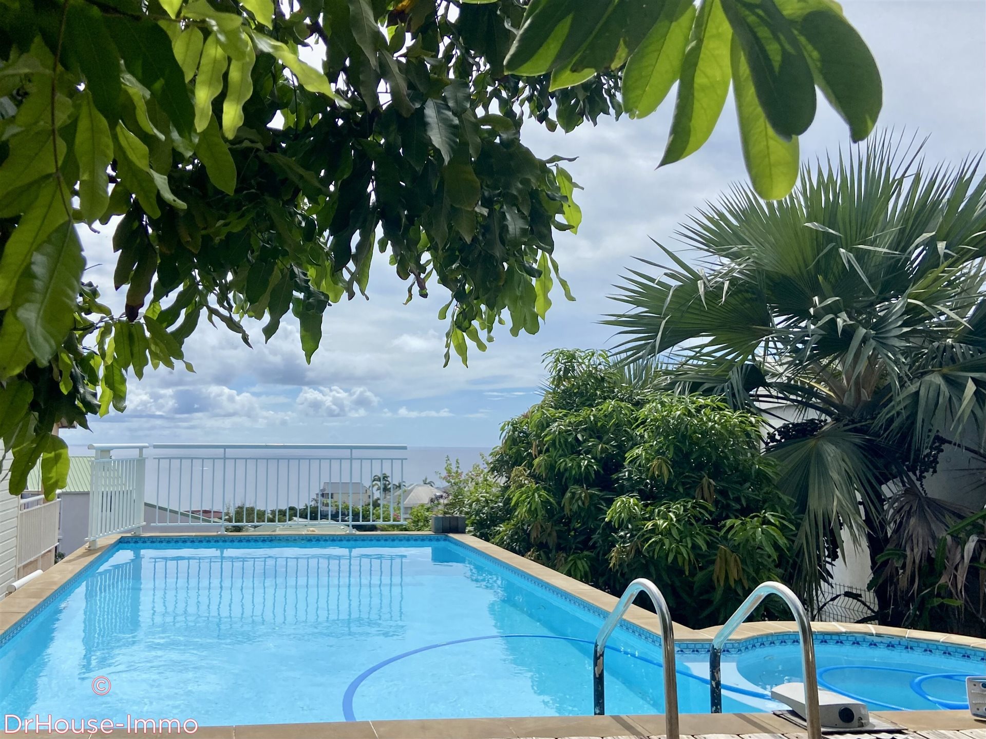 Maison à vendre, 210m², Saint-Gilles-les-Bains
