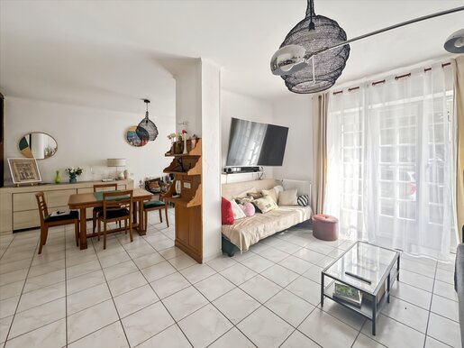 Maison 5 pièces 105 m² · à Nogent-le-Bernard · 105 m² · 90 000 €
