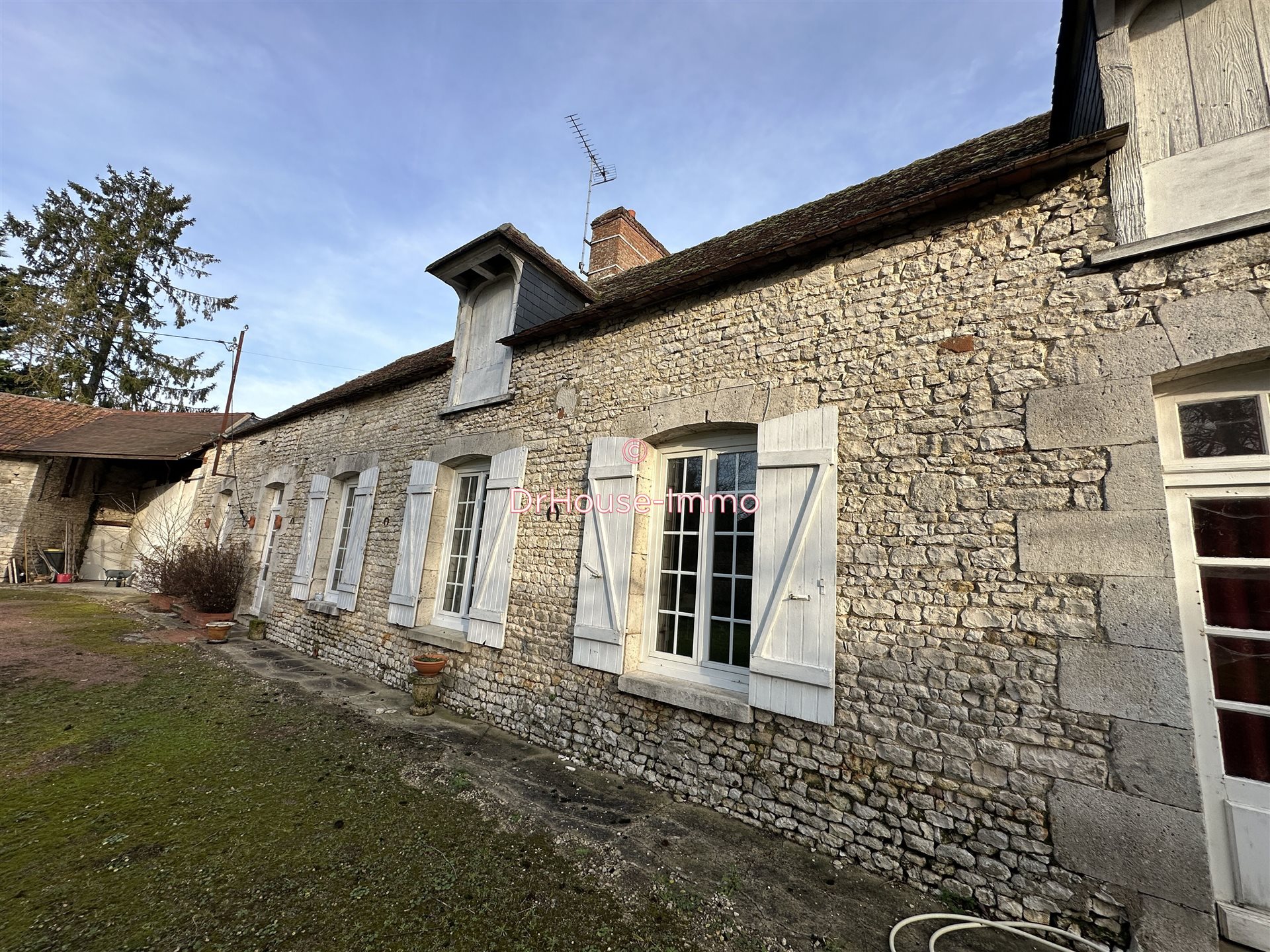 Maison à vendre, 156m², Corbeilles