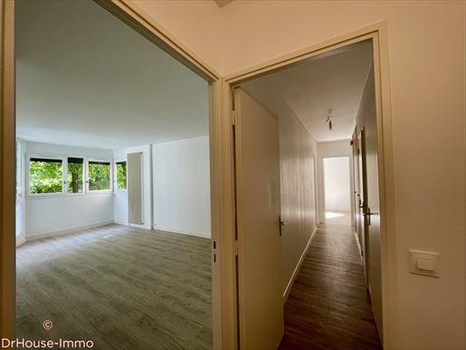 Appartement 4 pièces 86 m² · à Champs-sur-Marne · 86 m² · 268 000 €