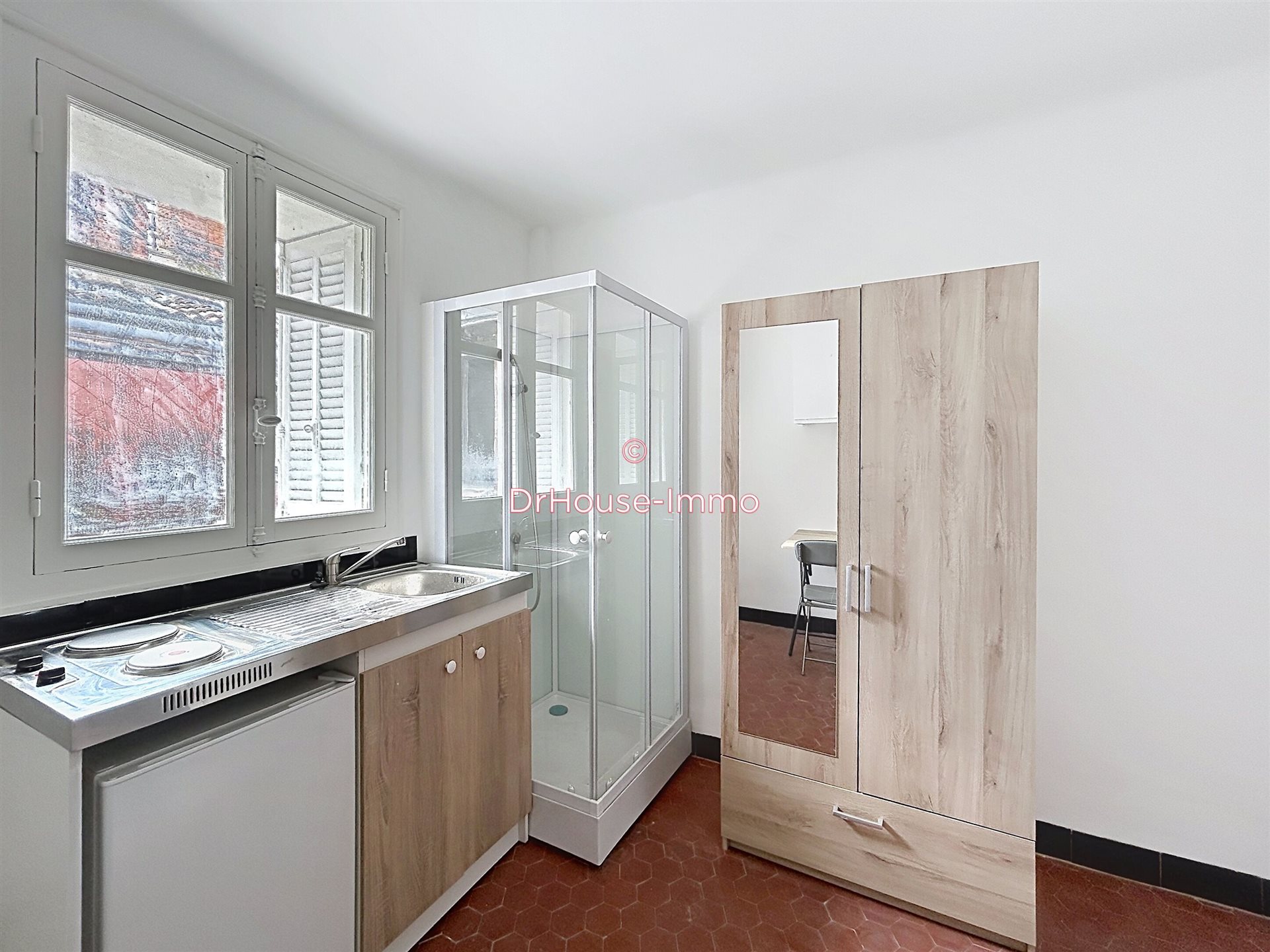 Appartement à louer, 10m², Marseille 8ème