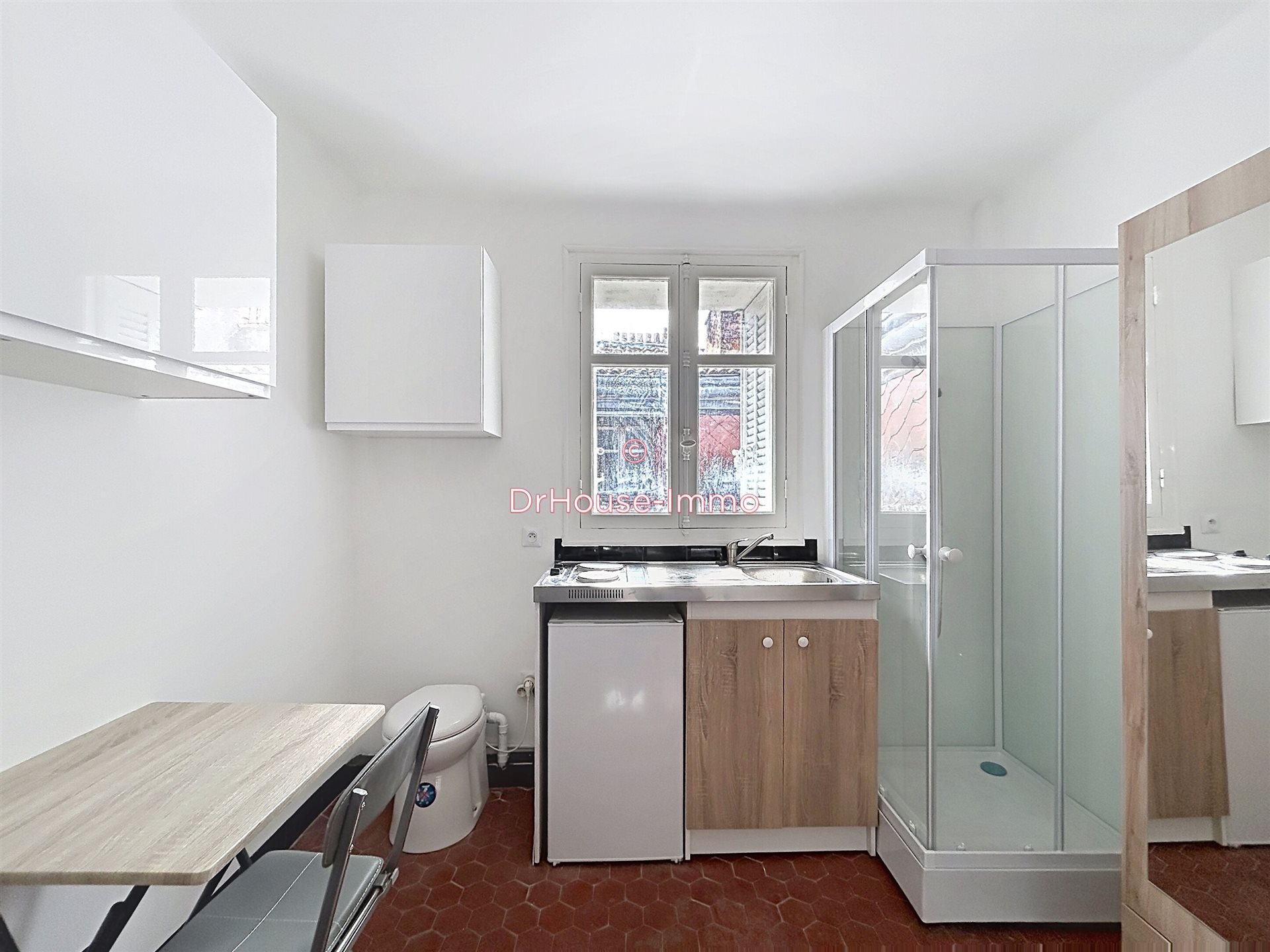 Appartement à louer, 10m², Marseille 8ème