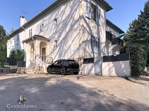 Immeuble 4 pièces 740 m² · à Cannes · 740 m² · 3 200 000 €