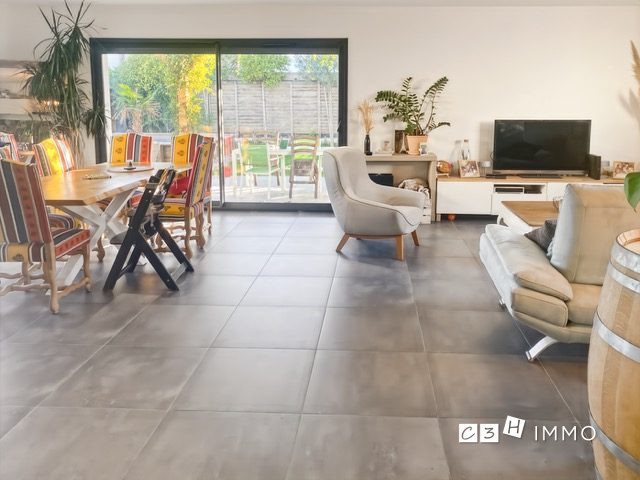 Maison à vendre, 118m², Saint-Hilaire