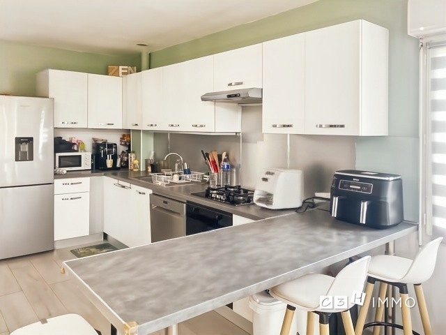 Maison à vendre, 81m², Bérat