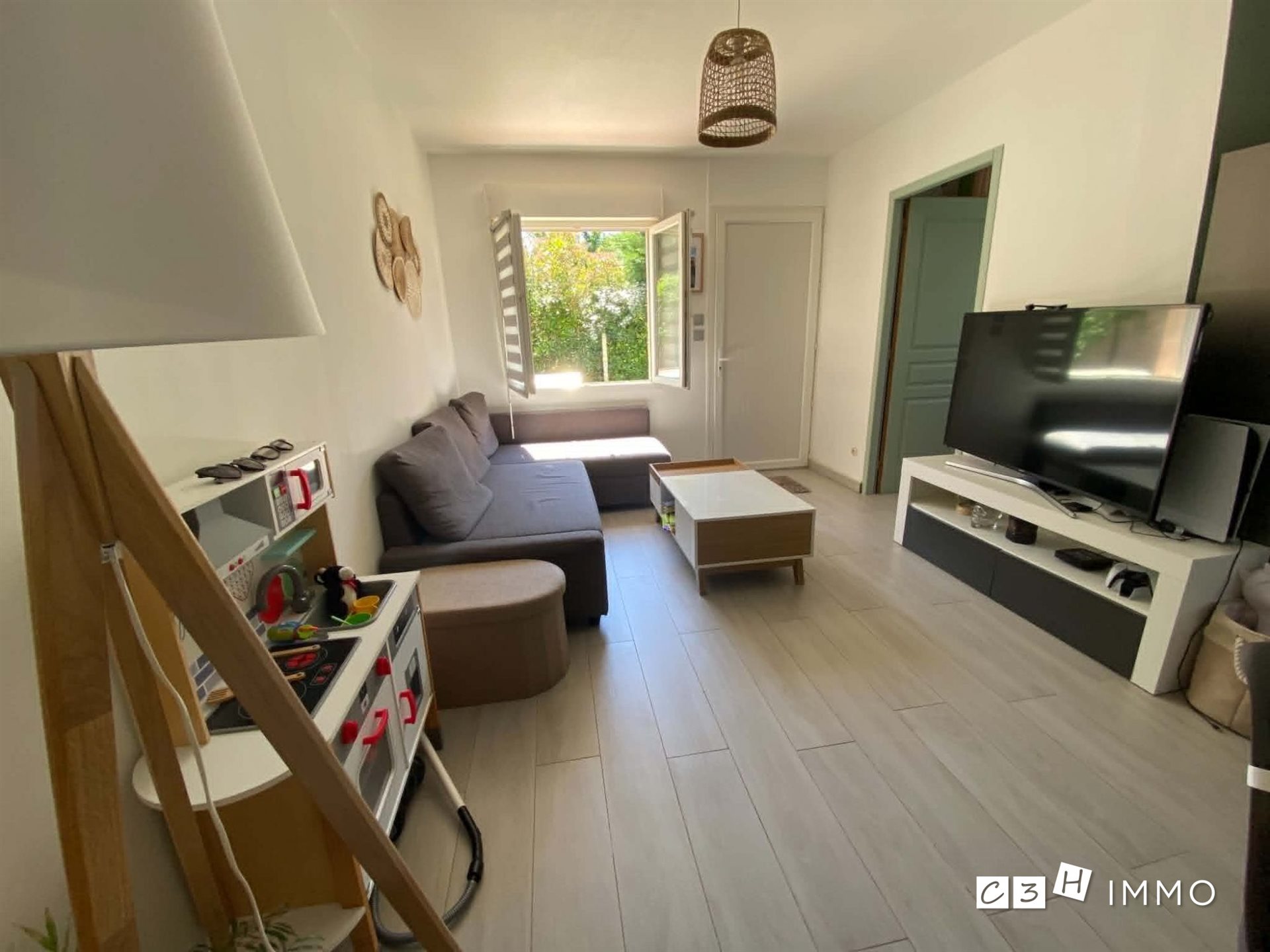 Maison à vendre, 81m², Bérat