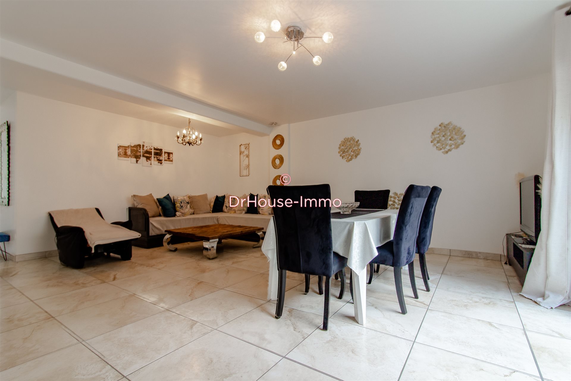 Maison à vendre, 216m², Epône