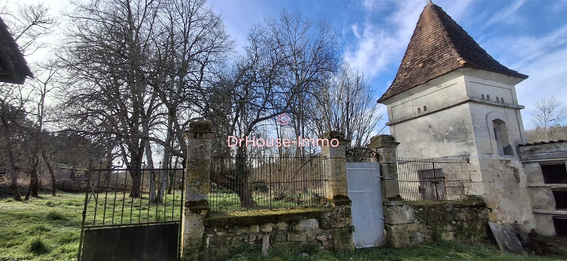 Maison à vendre, 220m², Mareuil en Périgord