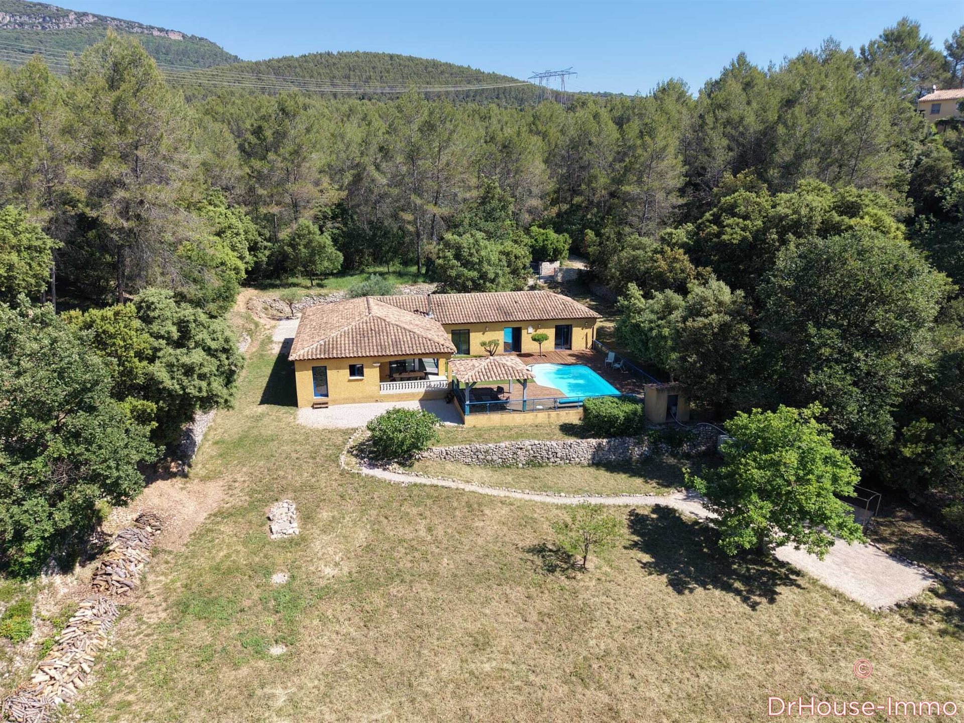 Maison à vendre, 178m², Besse-sur-Issole