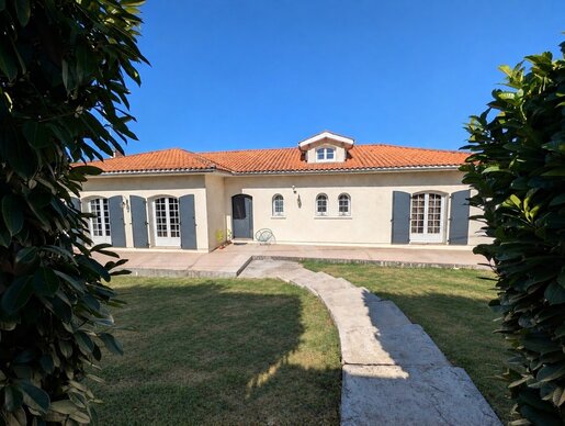 Maison 5 pièces 166 m² · à Saint-Loubès · 166 m² · 570 000 €