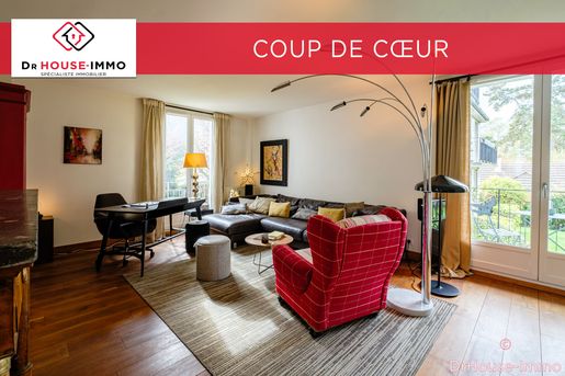 Appartement 4 pièces 96 m² · à Versailles · 96 m² · 570 000 €