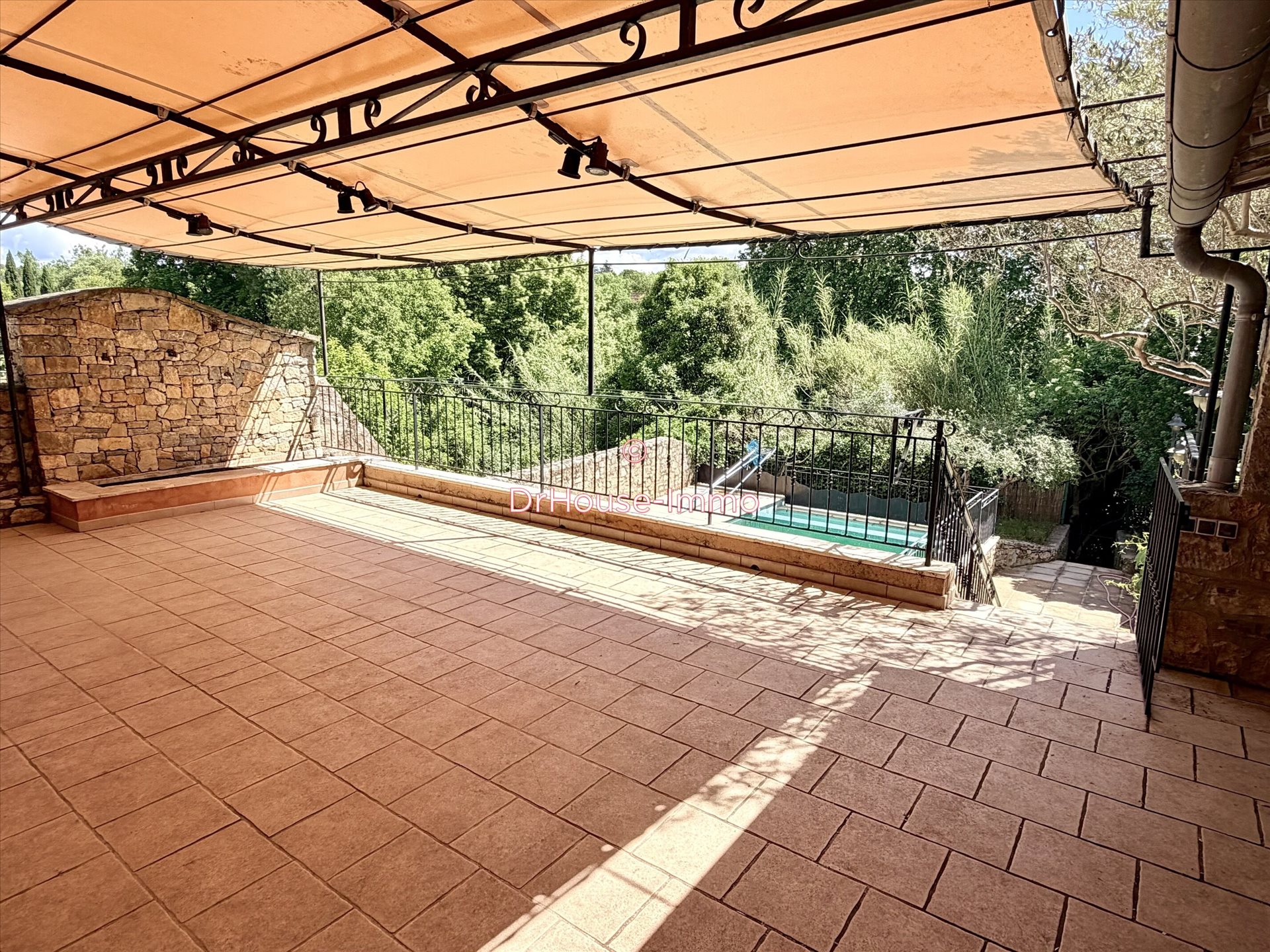 Maison à vendre, 175m², Carcès