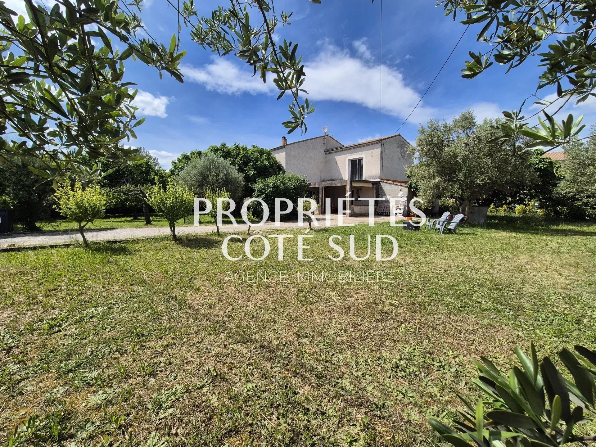Maison à vendre, 156m², Saint-Victor-la-Coste