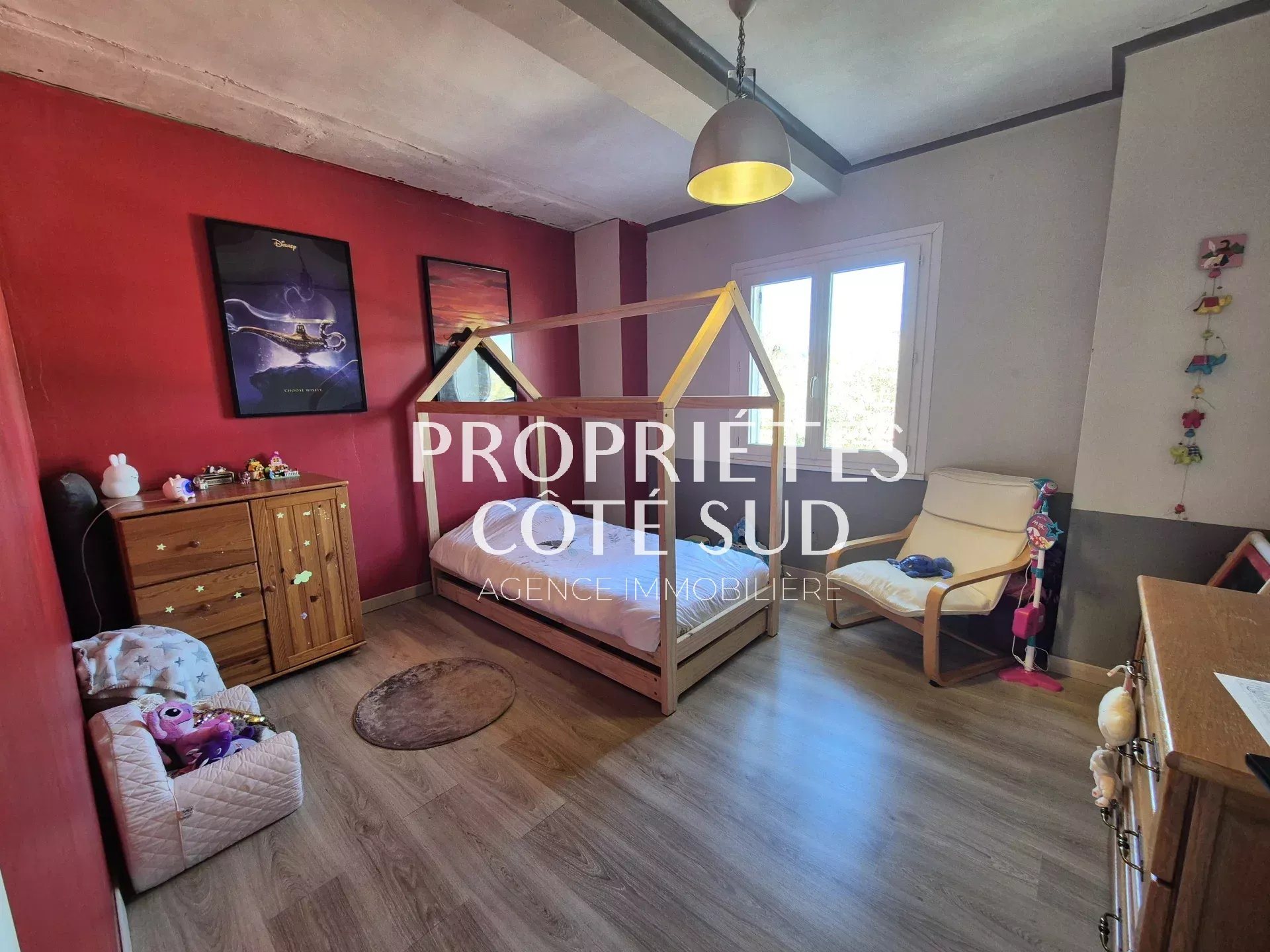 Maison à vendre, 156m², Saint-Victor-la-Coste