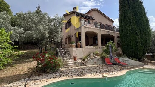Maison 5 pièces 165 m² · à Claviers · 165 m² · 525 000 €