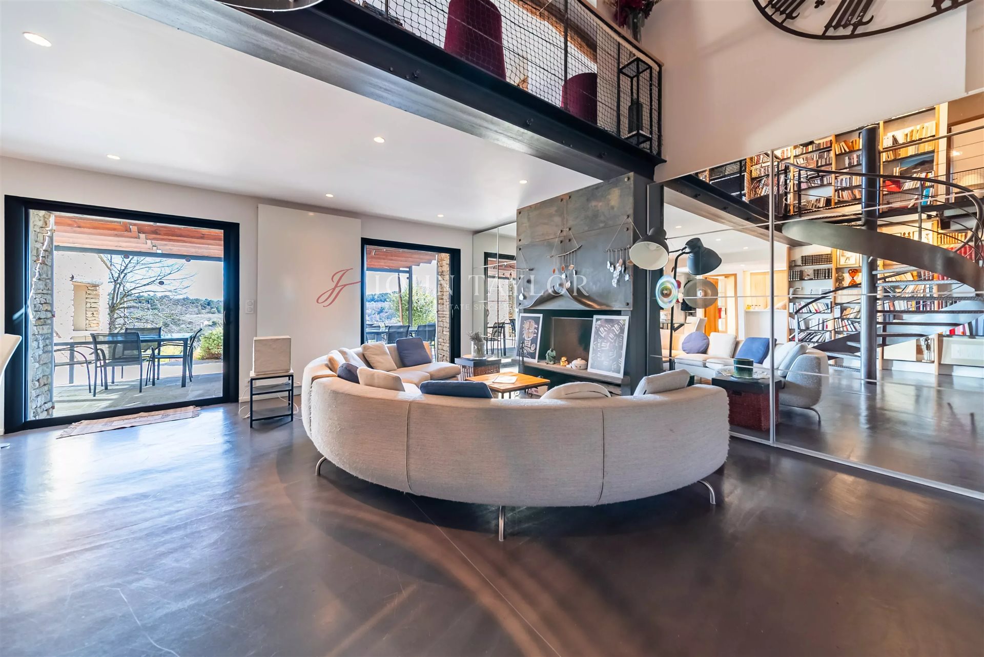 Maison à vendre, 317m², Gordes