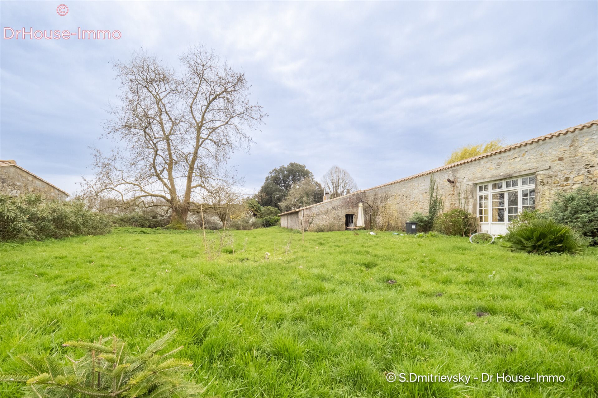 Maison à vendre, 800m², Saint-Vivien-de-Médoc