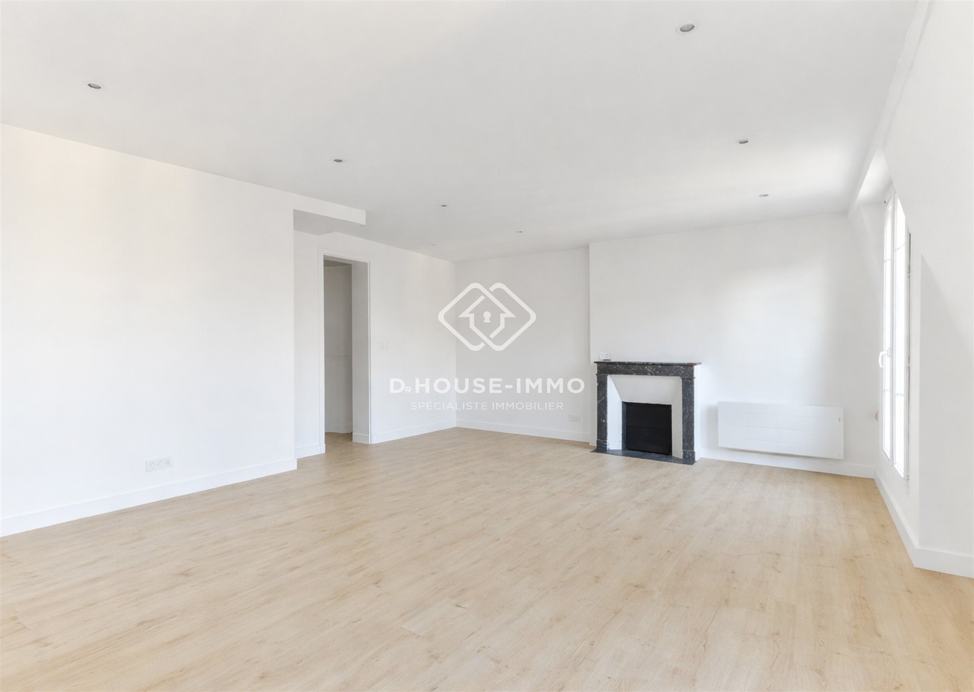 Appartement à vendre, 68m², Paris 10ème