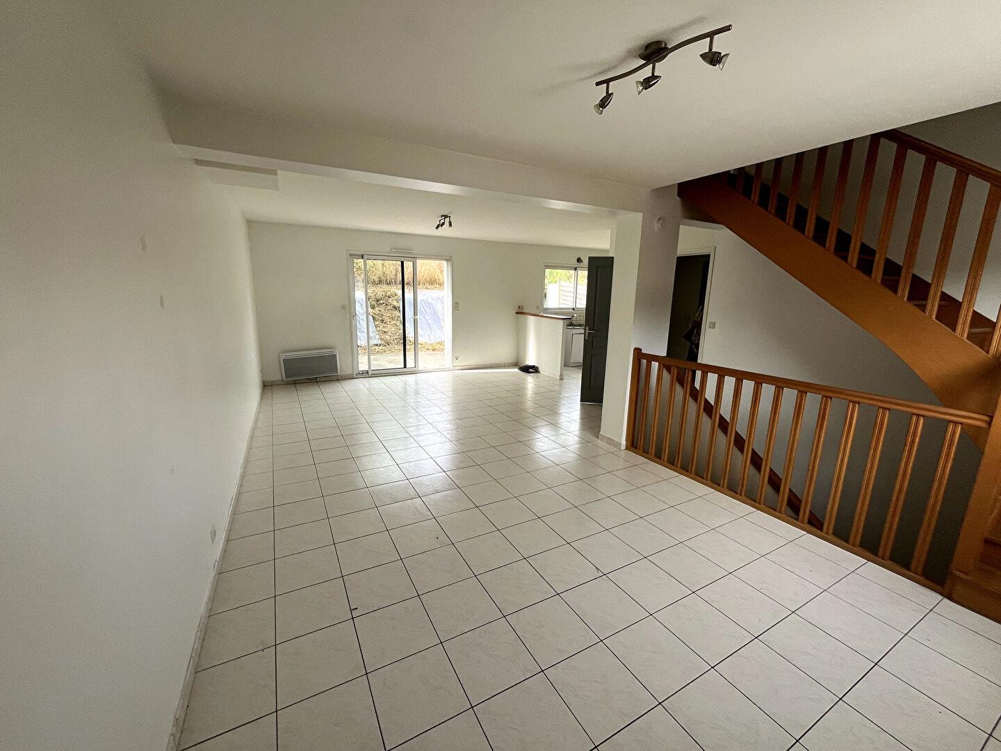 Maison à vendre, 106m², Lécousse