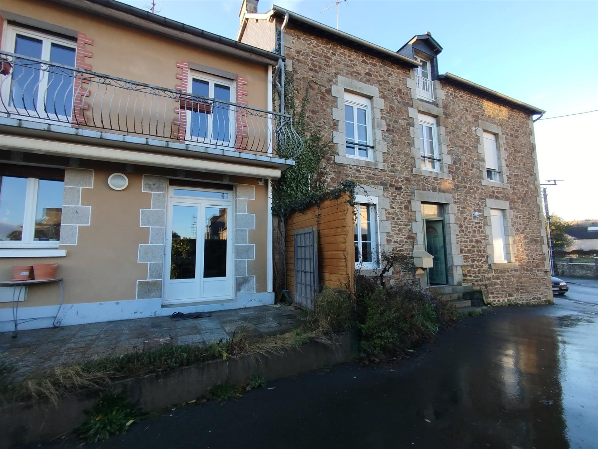 Maison à vendre, 255m², Fougères