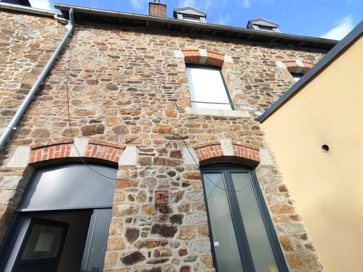 Appartement 8 pièces 115 m² · à Fougères · 115 m² · 310 000 €