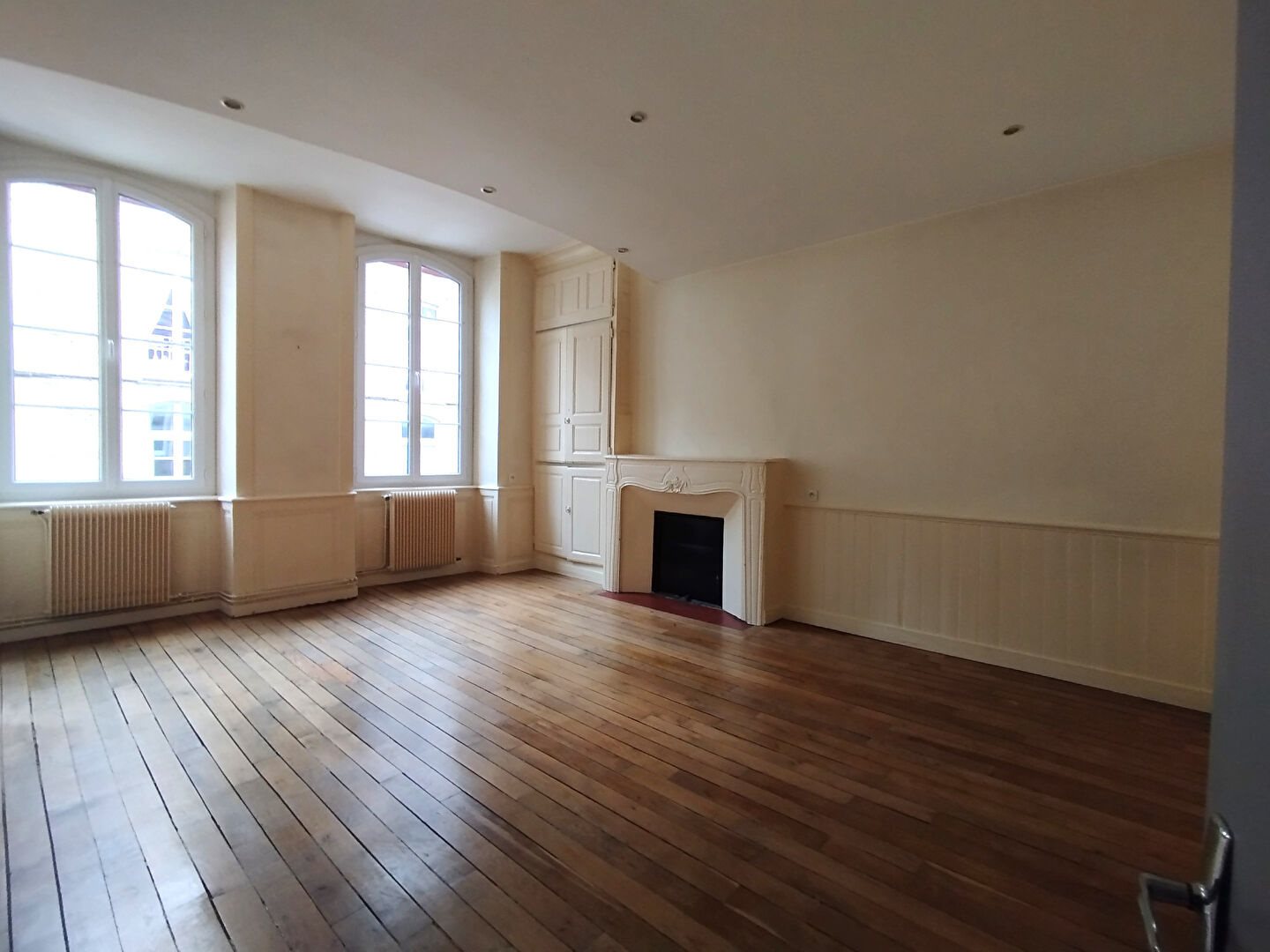 Maison à vendre, 380m², Fougères