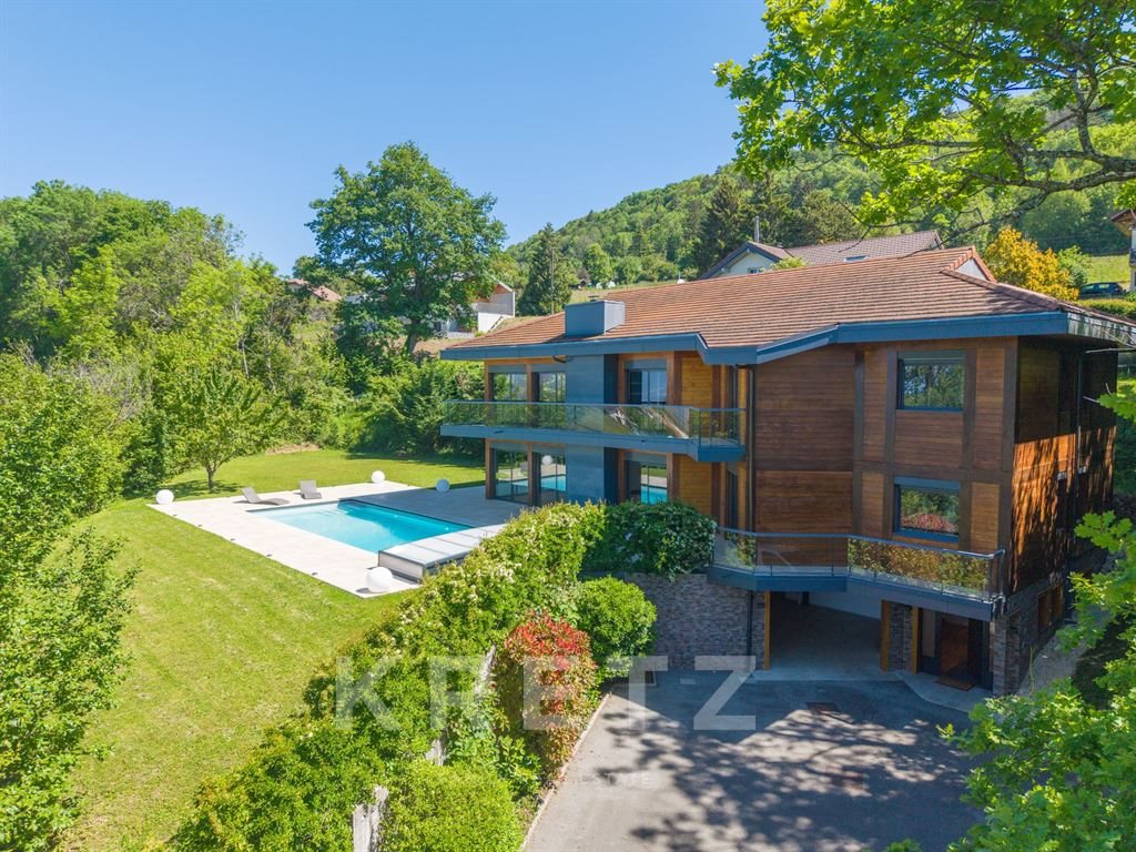 Maison à vendre, 460m², Lucinges