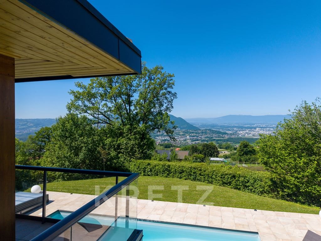 Maison à vendre, 460m², Lucinges