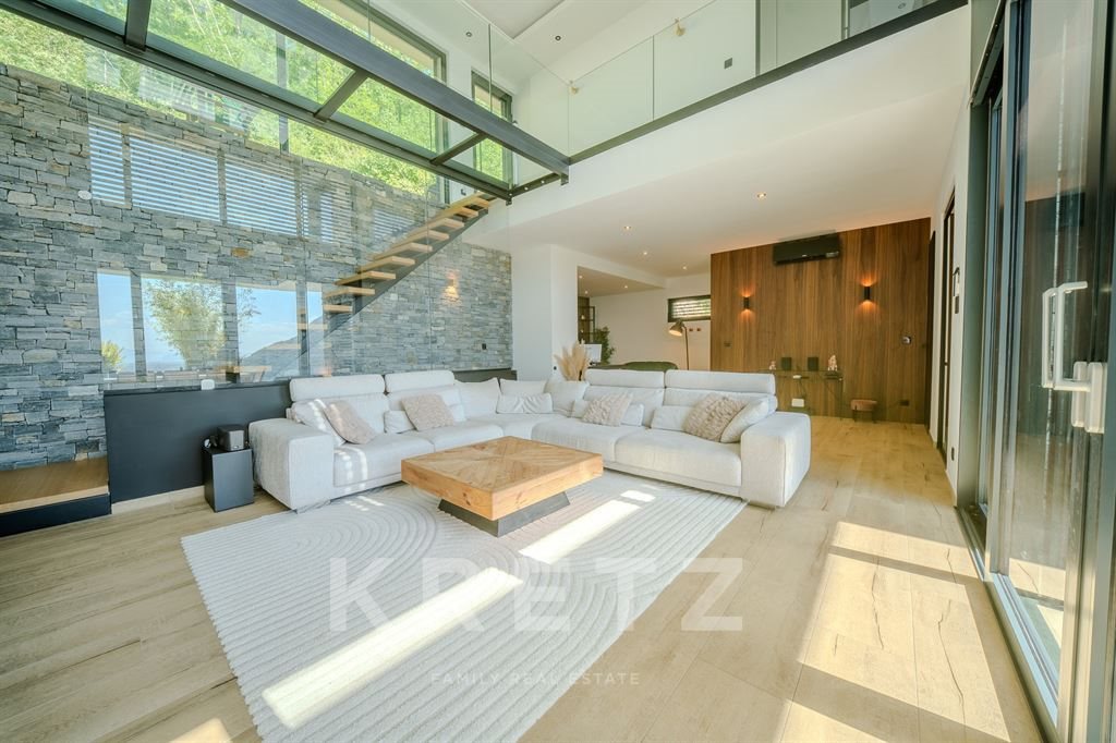 Maison à vendre, 370m², Vétraz-Monthoux