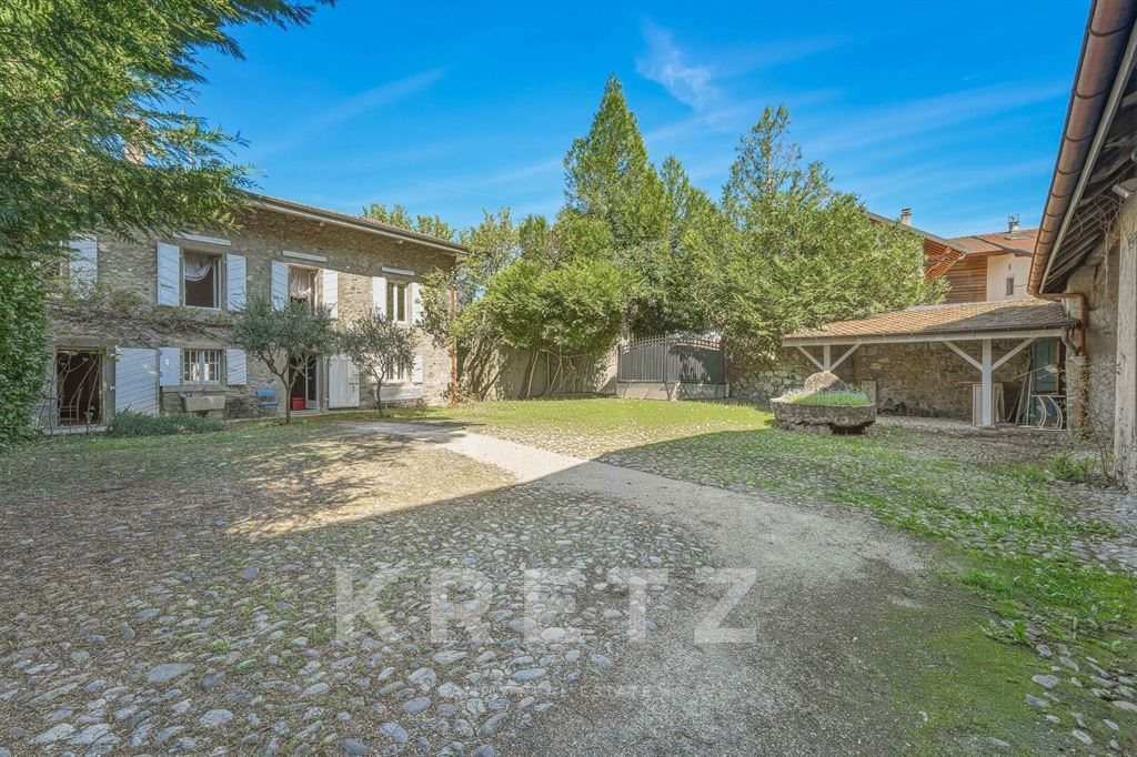 Maison à vendre, 520m², Veigy-Foncenex