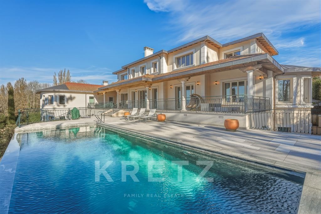Maison à vendre, 1361m², Chens-sur-Léman