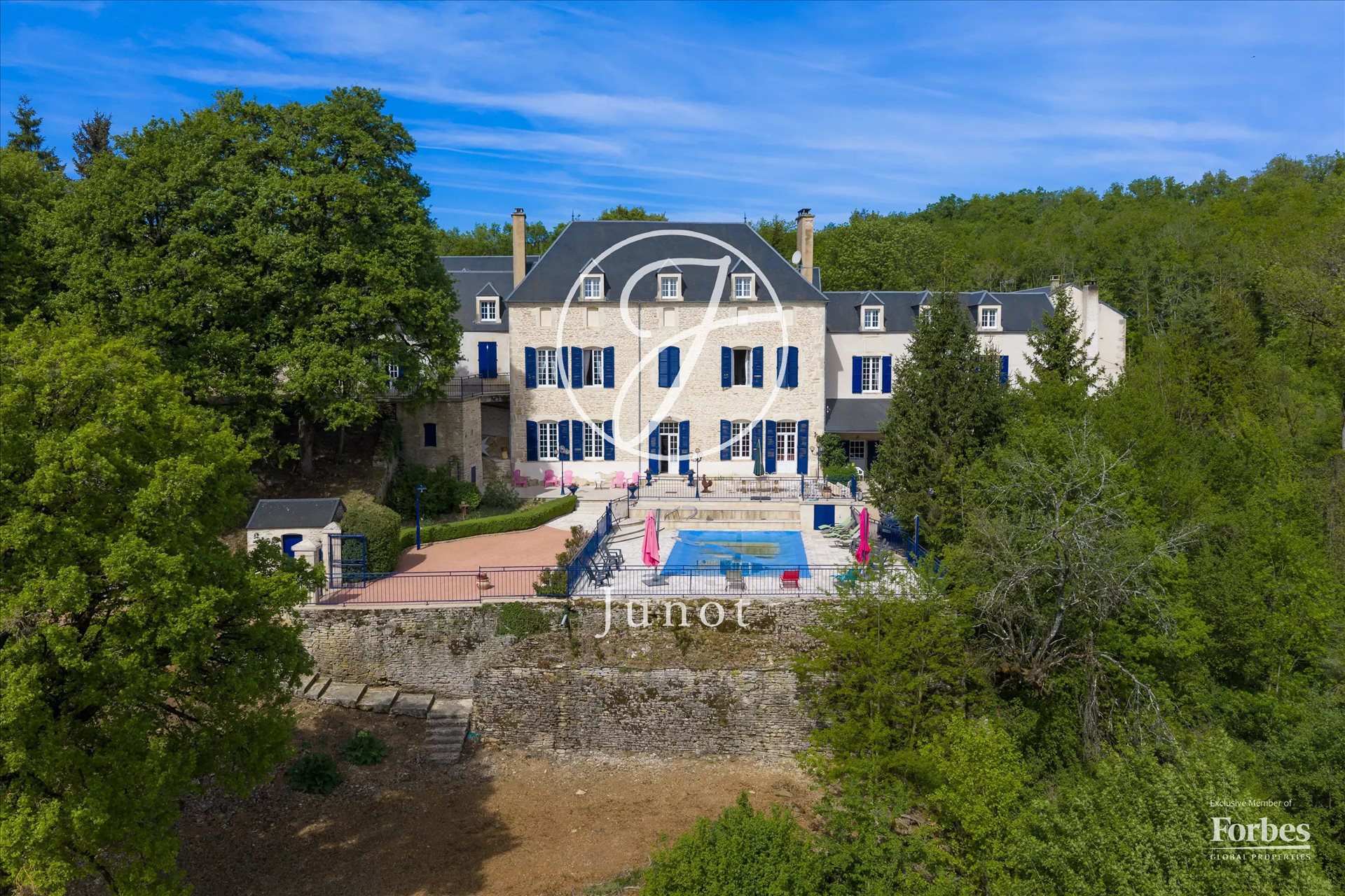 Maison à vendre, 742m², Avallon