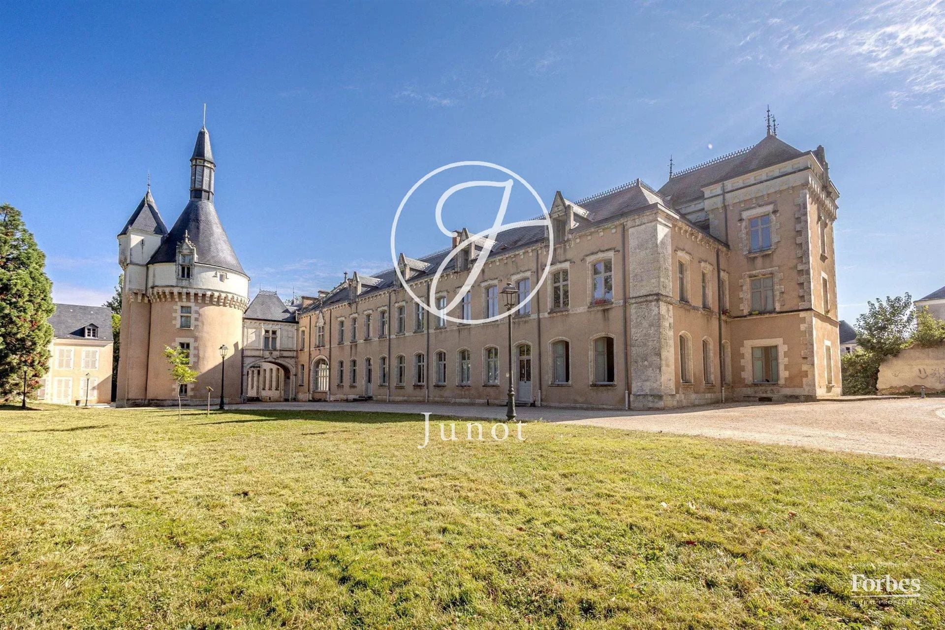Appartement à vendre, 154m², Châteauroux