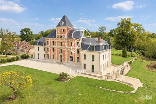 Appartement 8 pièces 242 m² · à Lévis-Saint-Nom · 242 m² · 1 275 000 €