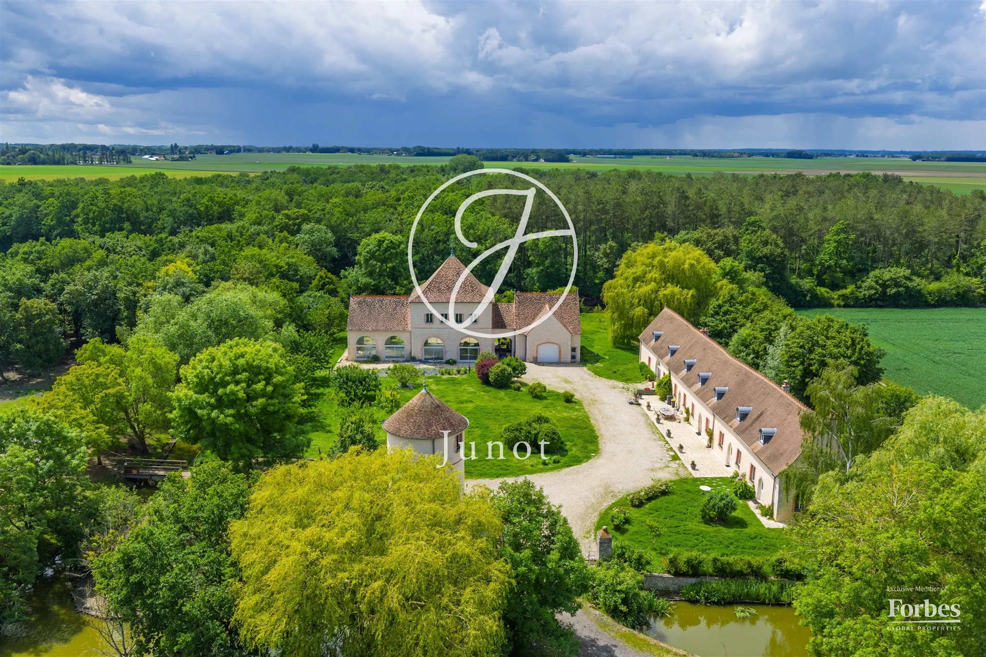 Maison à vendre, 350m², Beaune-la-Rolande