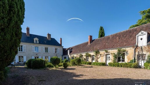 Maison 11 pièces 300 m² · à Montoire-sur-le-Loir · 300 m² · 660 000 €