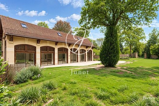 Maison 5 pièces 145 m² · à Lévis-Saint-Nom · 145 m² · 790 000 €