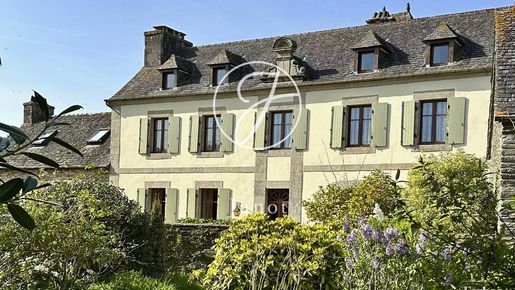 Maison 20 pièces 694 m² · à Morlaix · 694 m² · 998 000 €