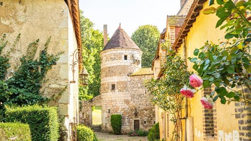 Maison 14 pièces 400 m² · à Bonneveau · 400 m² · 1 250 000 €