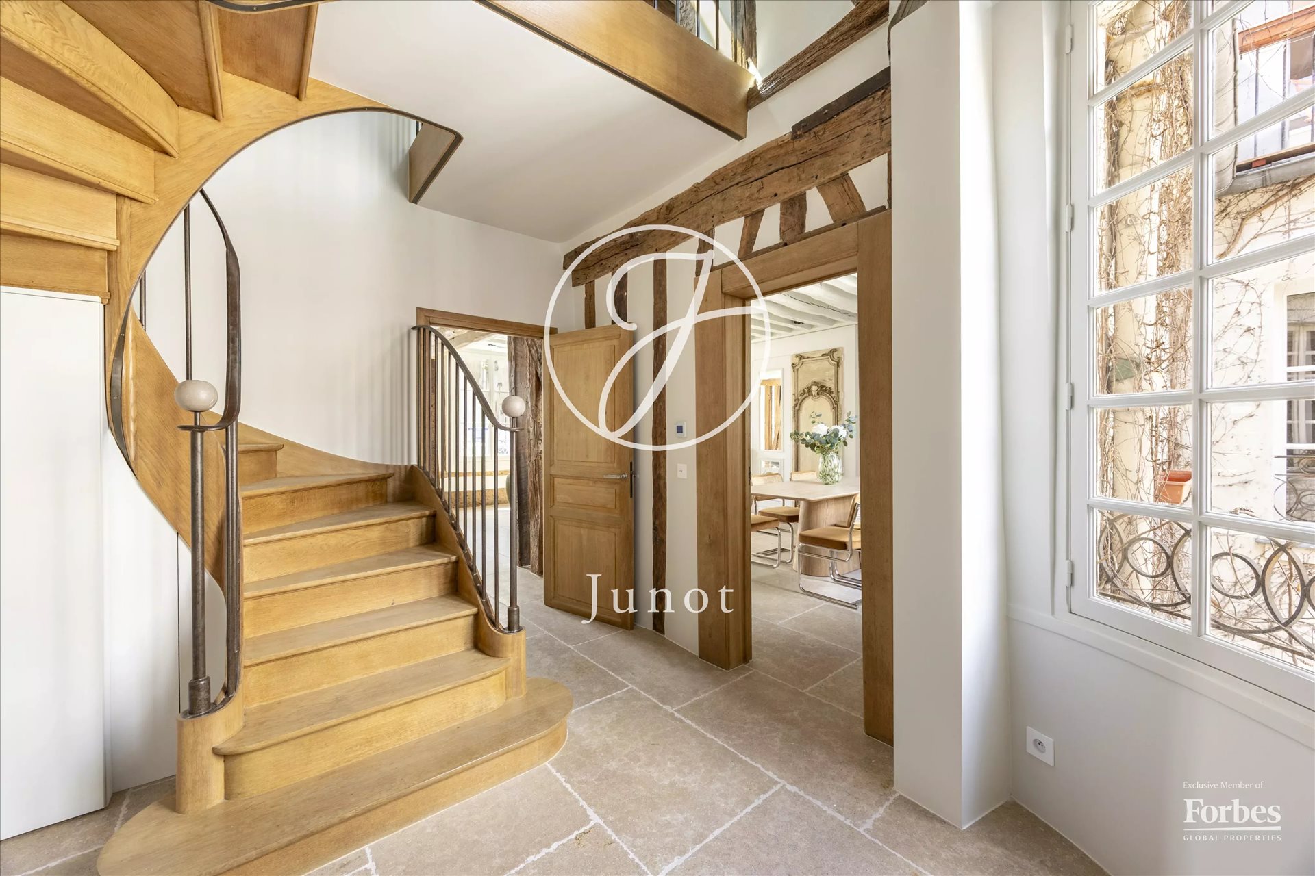 Appartement – Paris, Îlot Saint-Séverin - Plus