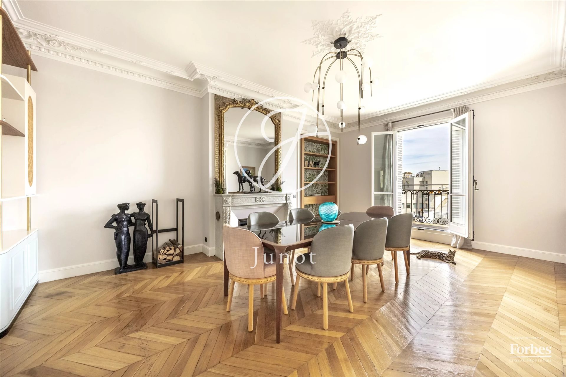 Appartement – Paris, Faubourg Saint-Honoré - Vue 4