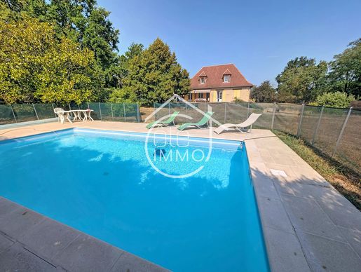 Maison 5 pièces 140 m² · à Prigonrieux · 140 m² · 254 000 €