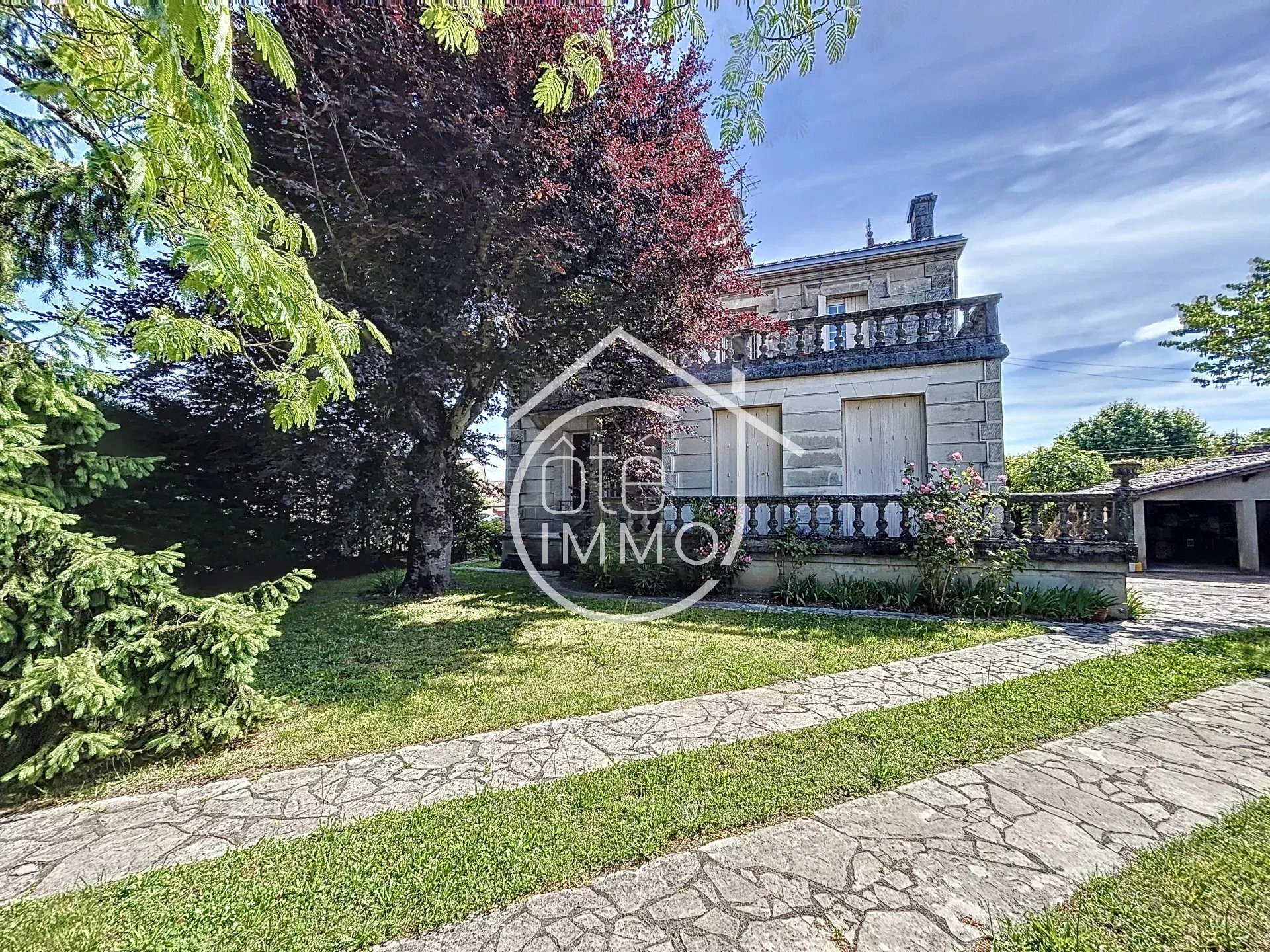 Maison à vendre, 345m², Sainte-Foy-la-Grande