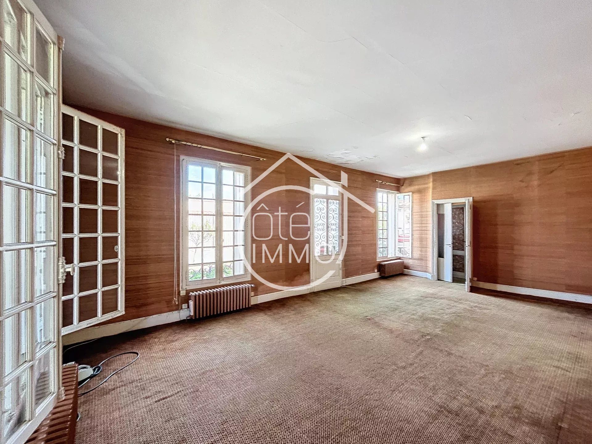 Maison à vendre, 345m², Sainte-Foy-la-Grande