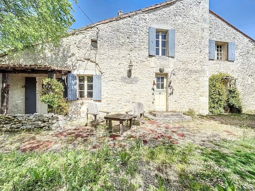 Maison 7 pièces 238 m² · à Saint-André-Et-Appelles · 238 m² · 243 800 €