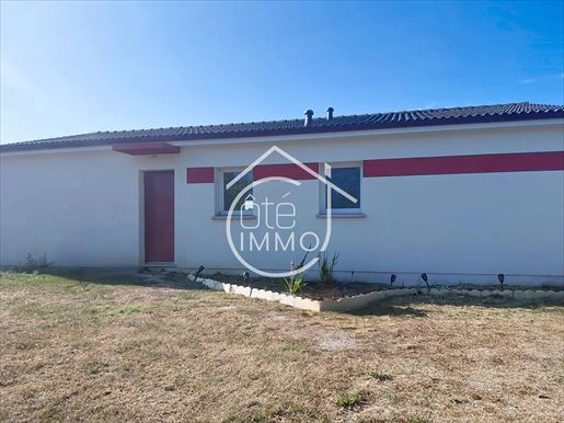 Maison 5 pièces 99 m² · à Montazeau · 99 m² · 185 000 €