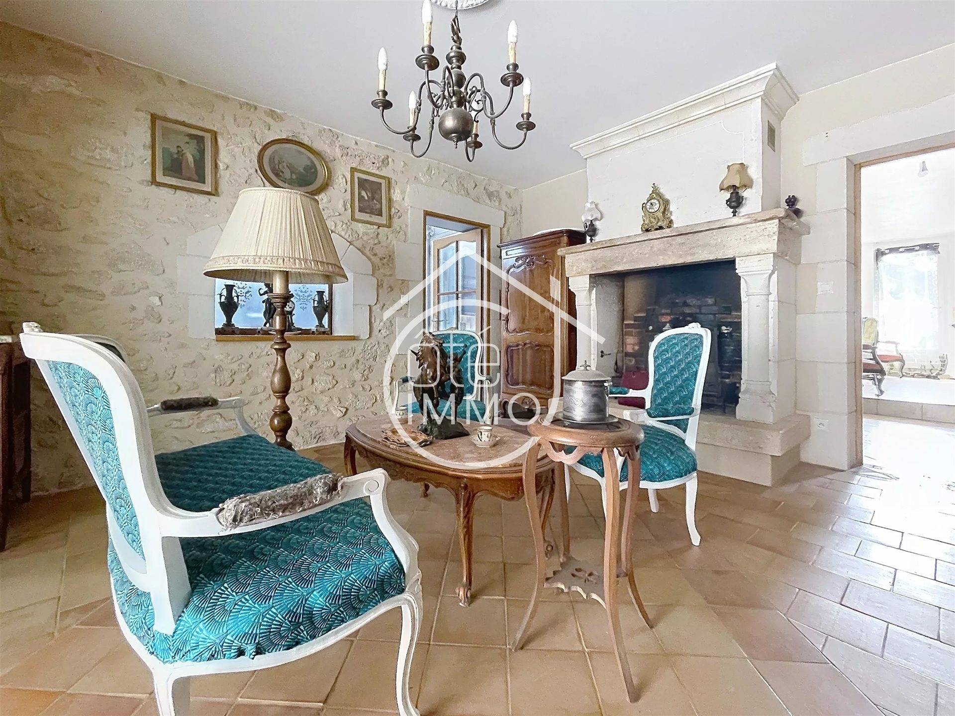 Maison à vendre, 385m², Saint-Michel-de-Montaigne